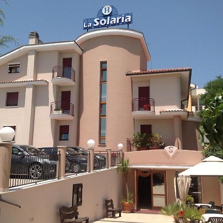 Hotel E Appartamenti La Solaria San Giovanni Rotondo Ngoại thất bức ảnh