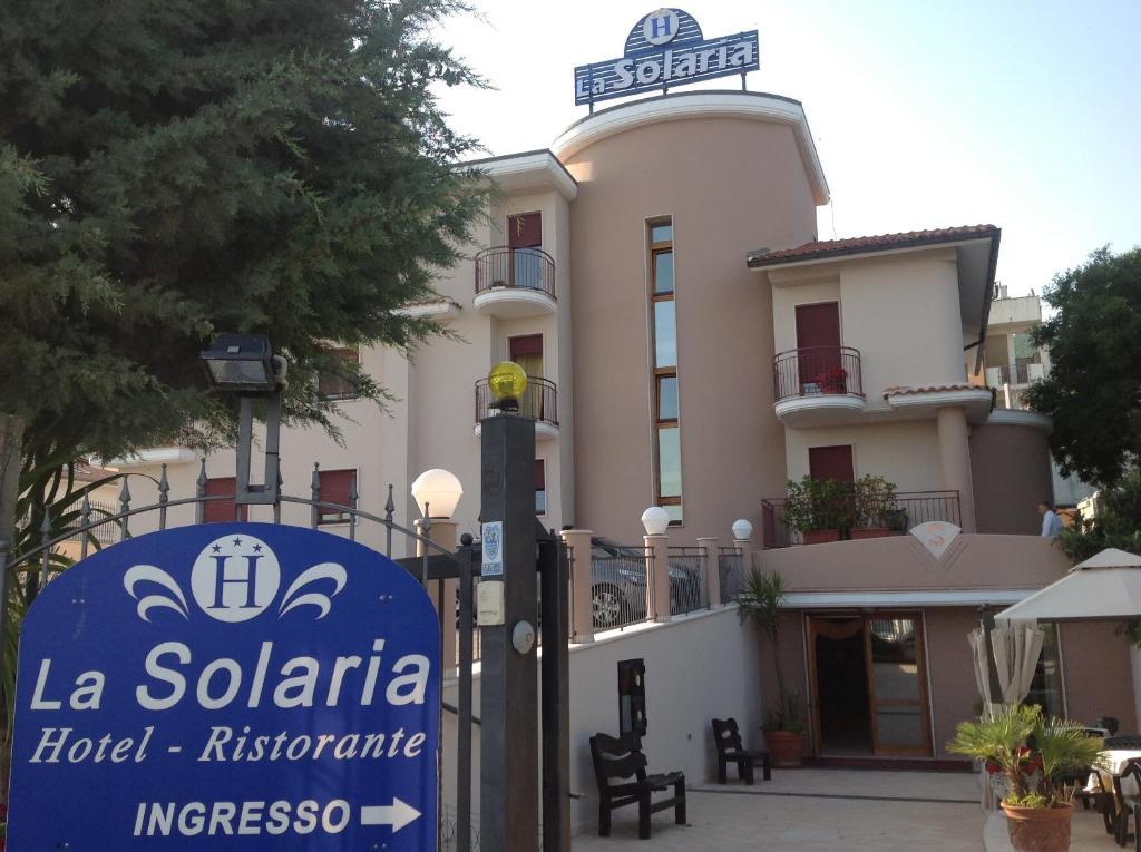 Hotel E Appartamenti La Solaria San Giovanni Rotondo Ngoại thất bức ảnh